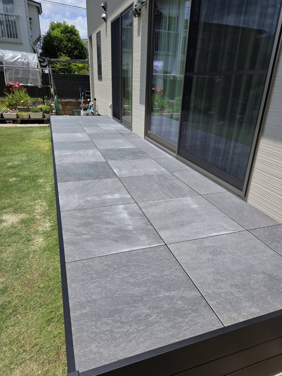 タイルデッキ　タイル　乾式